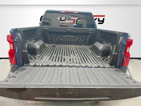 Used 2024 Chevrolet Silverado 1500 LT image 26