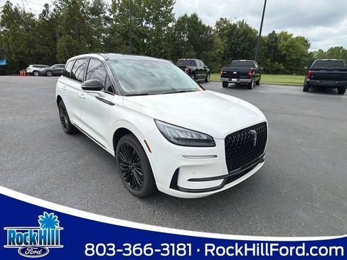Used 2024 Lincoln Corsair FWD w/ Equipment Group 101A image 1