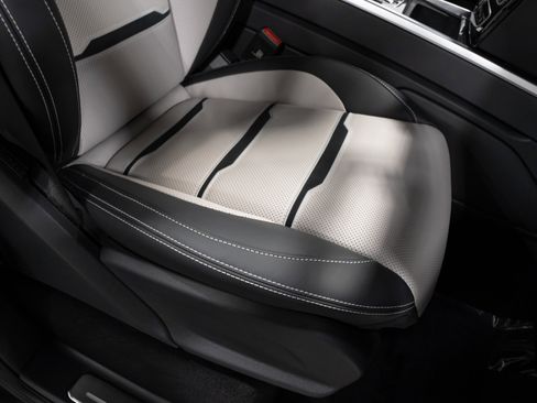 Used 2024 Mercedes-Benz G 63 AMG 4MATIC image 63