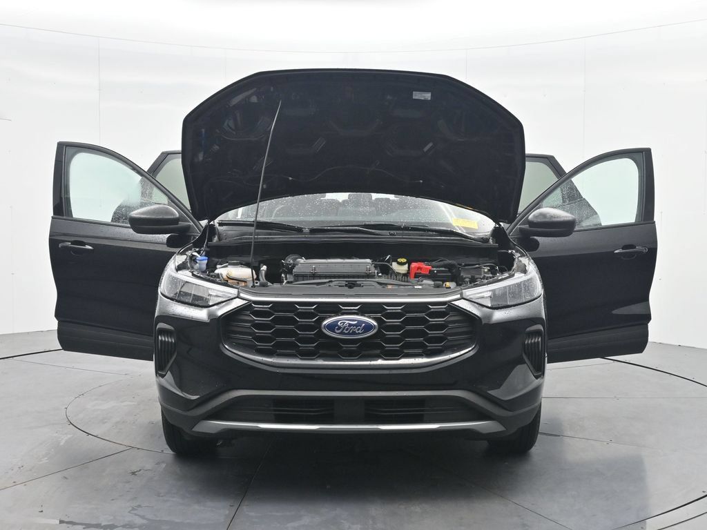 Used 2025 Ford Escape ST-Line AWD/4WD image 42