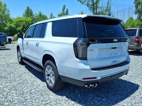 New 2026 Chevrolet Suburban Premier AWD/4WD image 30