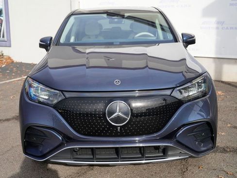 Used 2023 Mercedes-Benz EQE 500 4MATIC SUV image 5