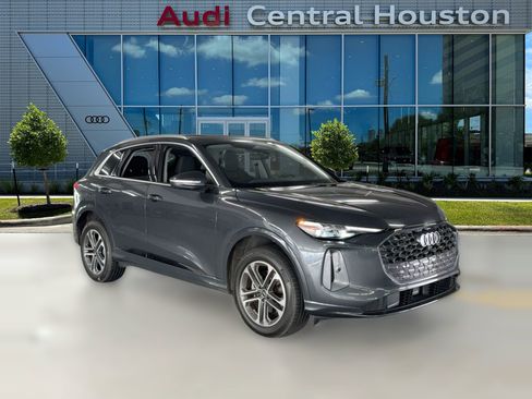 Used 2025 Audi Q5 Premium Plus w/ Premium Plus image 7