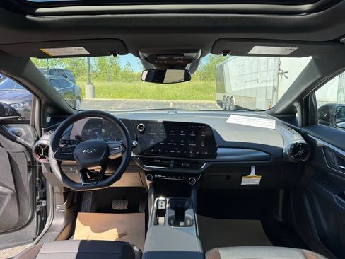 New 2026 Chevrolet Equinox EV RS FWD image 21
