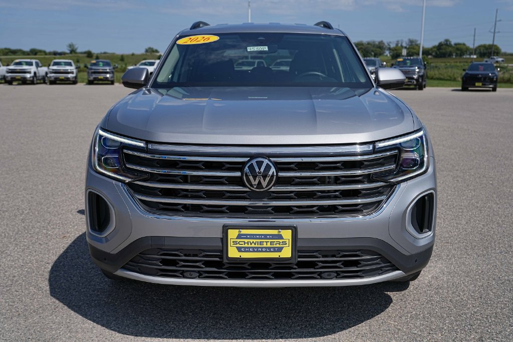 Used 2026 Volkswagen Atlas SE AWD/4WD image 2