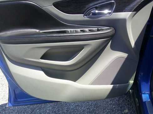 Used 2013 Buick Encore FWD image 9
