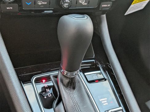 New 2026 Jeep Compass Latitude image 21