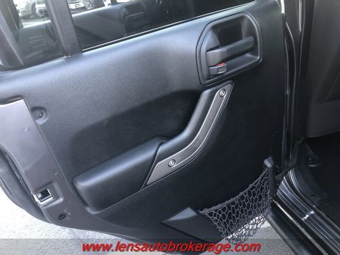 Used 2017 Jeep Wrangler Unlimited Sport w/ Quick Order Package 24S image 16