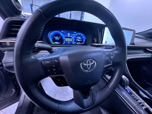 Used 2023 Toyota Crown XLE image 15