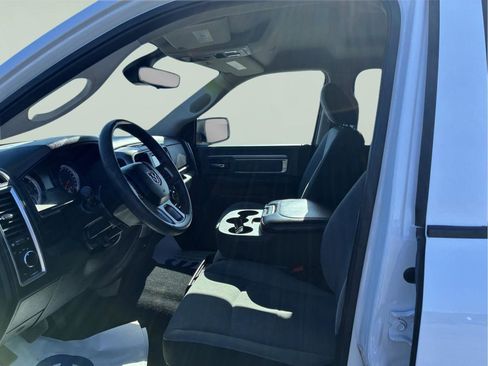 Used 2023 RAM 1500 Classic SLT AWD/4WD image 16