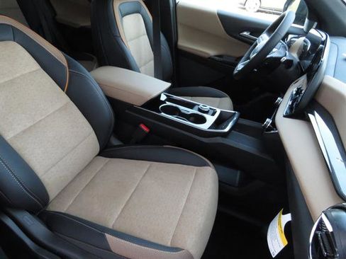 New 2026 Chevrolet Equinox ACTIV w/ LPO, Floor Liner Package image 20