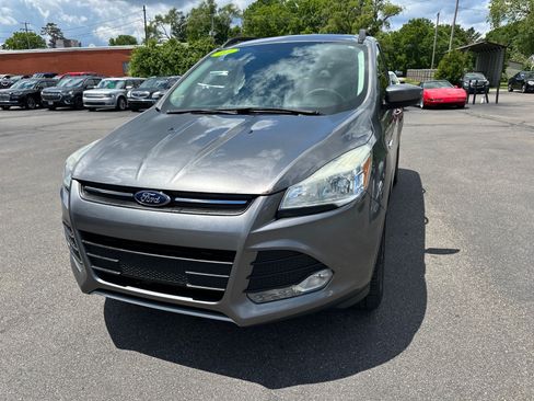 Used 2014 Ford Escape SE w/ Equipment Group 201A FWD image 7