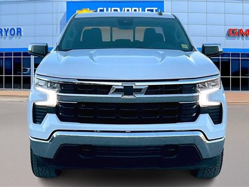 Used 2025 Chevrolet Silverado 1500 LT w/ Texas Edition Plus image 2