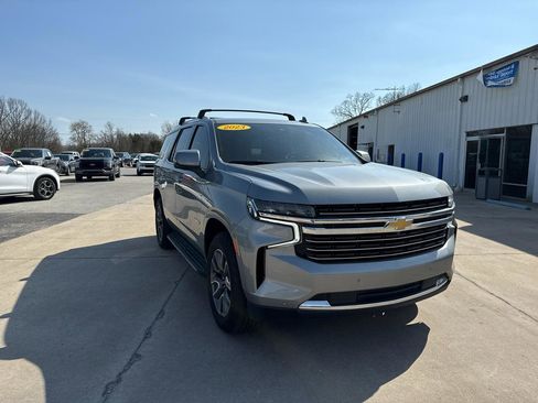 Used 2023 Chevrolet Tahoe LT w/ Luxury Package AWD/4WD image 1