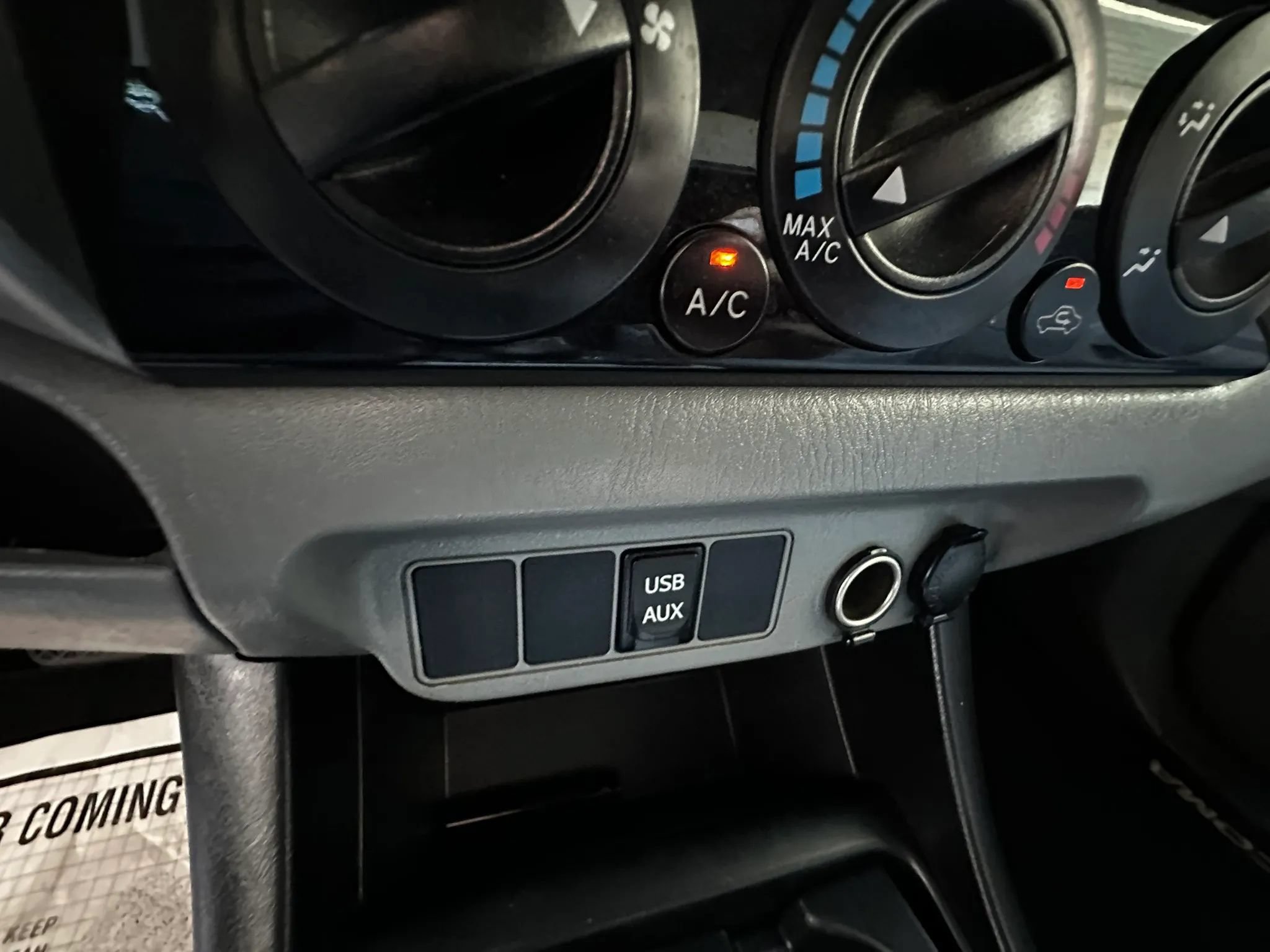 Used 2012 Toyota Tacoma 4x4 Double Cab w/ SR5 Pkg image 60