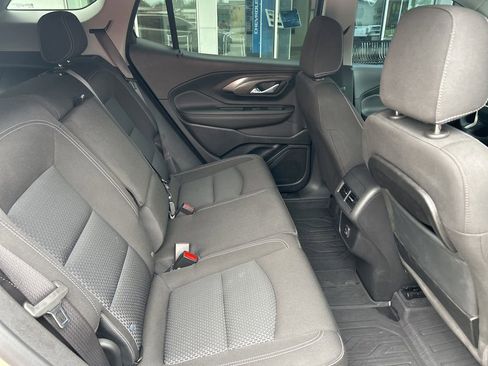 Used 2023 GMC Terrain SLE w/ Driver Convenience Package FWD image 20