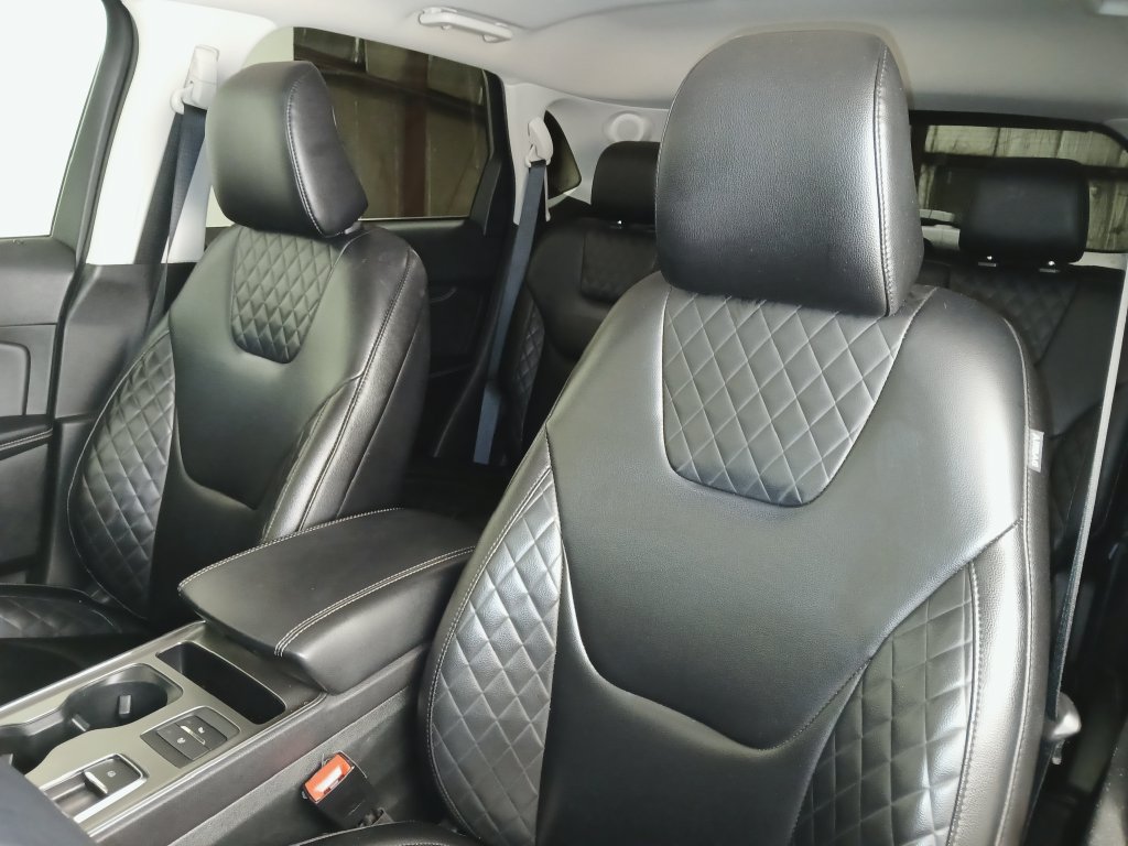Used 2024 Ford Edge Titanium AWD/4WD image 11