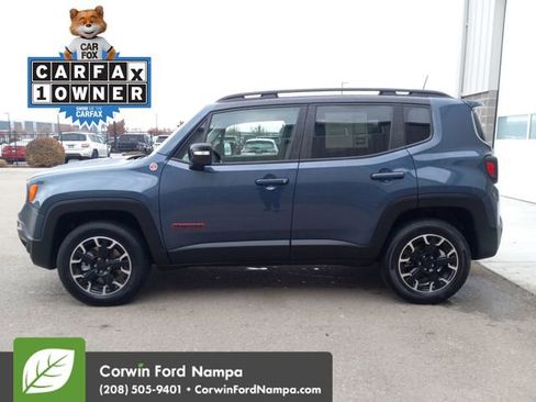 Used 2023 Jeep Renegade Trailhawk image 6