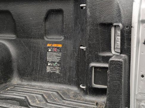 Used 2022 GMC Sierra 1500 Pro w/ Convenience Package image 10