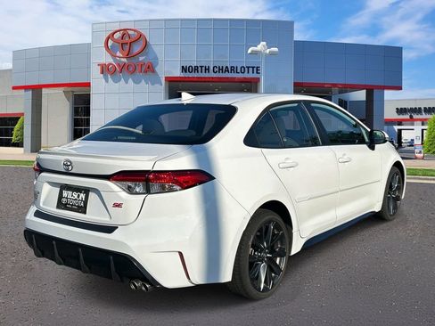 Used 2024 Toyota Corolla SE FWD image 8