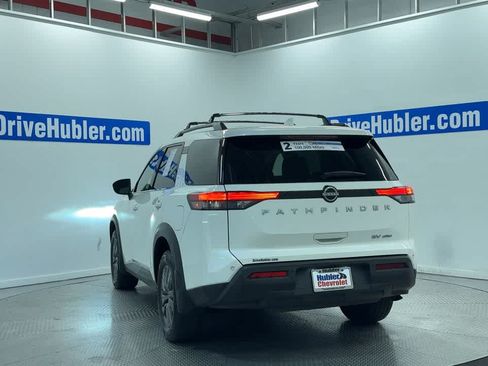 Used 2022 Nissan Pathfinder SV AWD/4WD image 8
