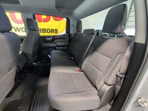 Used 2024 Chevrolet Silverado 1500 Custom AWD/4WD image 25
