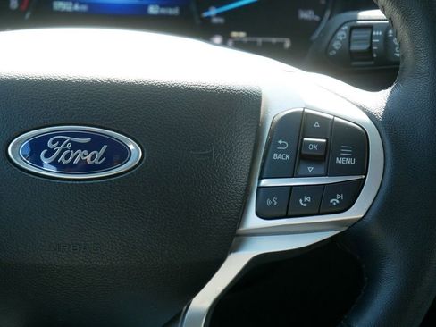 Used 2023 Ford Explorer XLT w/ Equipment Group 202A image 21