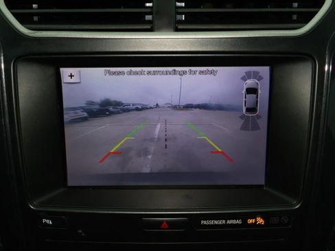 Used 2019 Ford Explorer XLT w/ Equipment Group 202A image 29