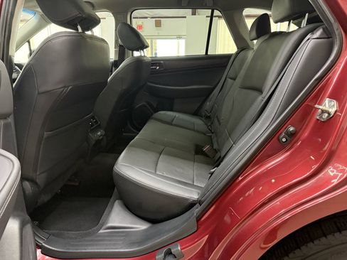 Used 2018 Subaru Outback 2.5i Limited AWD/4WD image 13
