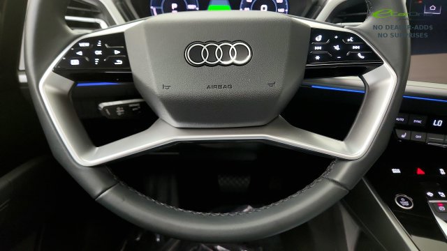 Used 2024 Audi Q4 e-tron Premium Plus w/ Premium Plus AWD/4WD image 59