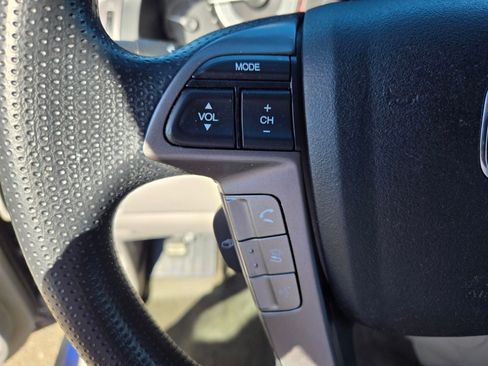 Used 2016 Honda Odyssey LX image 14