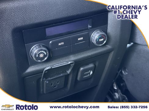 Used 2022 Chevrolet Traverse RS w/ LPO, Cargo Package FWD image 15