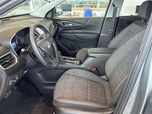 Used 2024 Chevrolet Equinox LT w/ LPO, Floor Liner Package FWD image 18