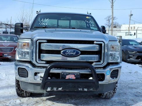 Used 2012 Ford F250 XLT w/ XLT Interior Pkg image 2