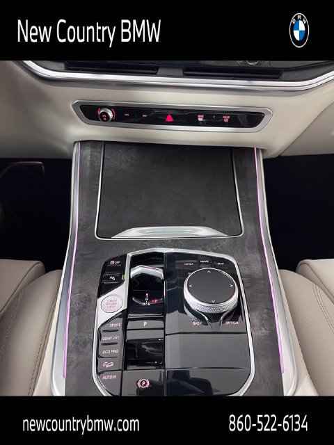 Used 2025 BMW X5 xDrive40i w/ M Sport Package AWD/4WD image 35