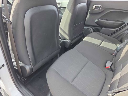 Used 2020 Hyundai Venue SE image 19