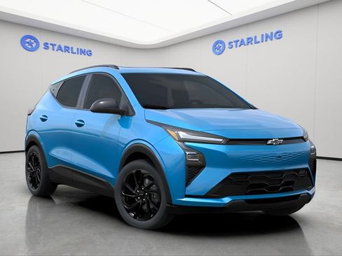 New 2027 Chevrolet Bolt RS w/ Technology Package FWD image 5