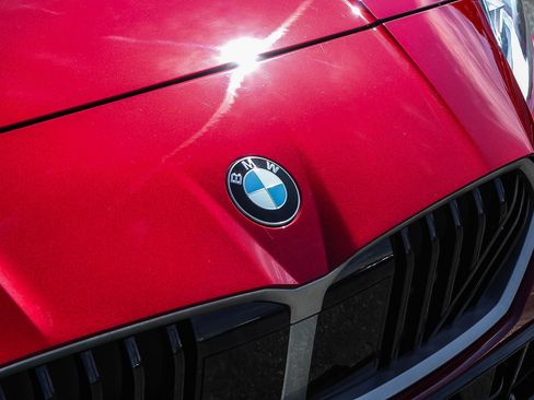 Certified 2025 BMW 228i xDrive w/ Premium Package image 9