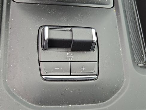 Used 2025 GMC Sierra 1500 Denali w/ Denali Reserve Package image 17