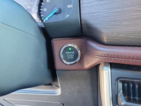 Certified 2024 Ford Expedition Limited image 14