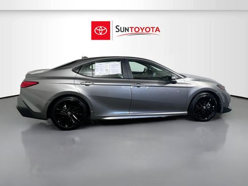 Used 2026 Toyota Camry SE FWD image 2