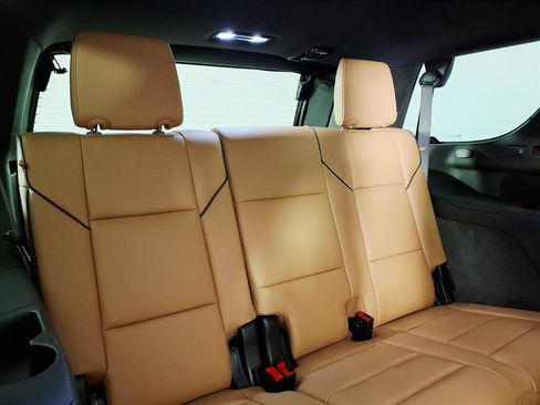 Certified 2025 Cadillac Escalade Premium Luxury w/ Touring Package image 14