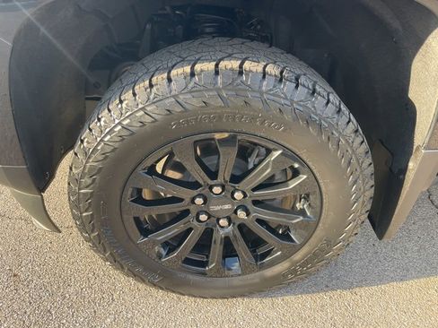 Certified 2022 GMC Canyon Elevation image 11