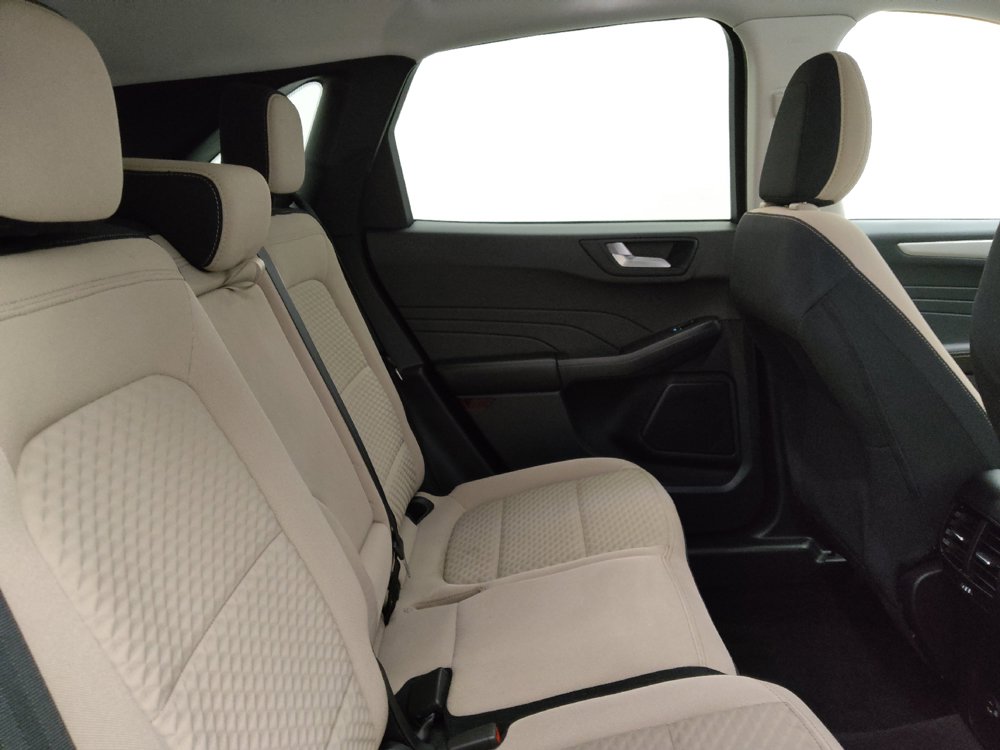 Used 2021 Ford Escape SE w/ Convenience Package FWD image 19