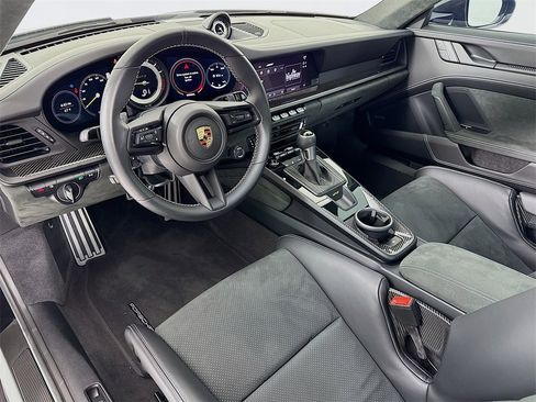 Used 2024 Porsche 911 GT3 image 4