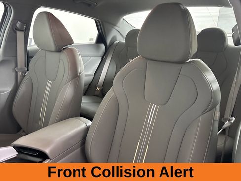 Used 2025 Hyundai Elantra Sport image 10