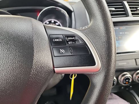 Used 2025 Mitsubishi Outlander Sport ES AWD/4WD image 24