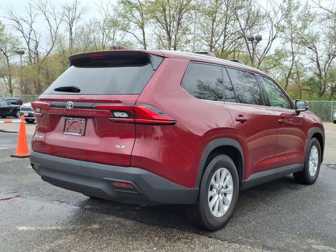 Certified 2024 Toyota Grand Highlander AWD Hybrid image 6