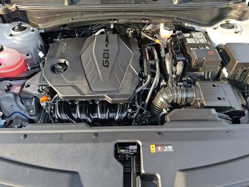 Certified 2023 Kia Sportage X-Line image 28