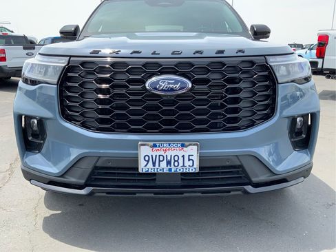 Used 2026 Ford Explorer ST-Line w/ ST-Line Street Pack RWD image 23